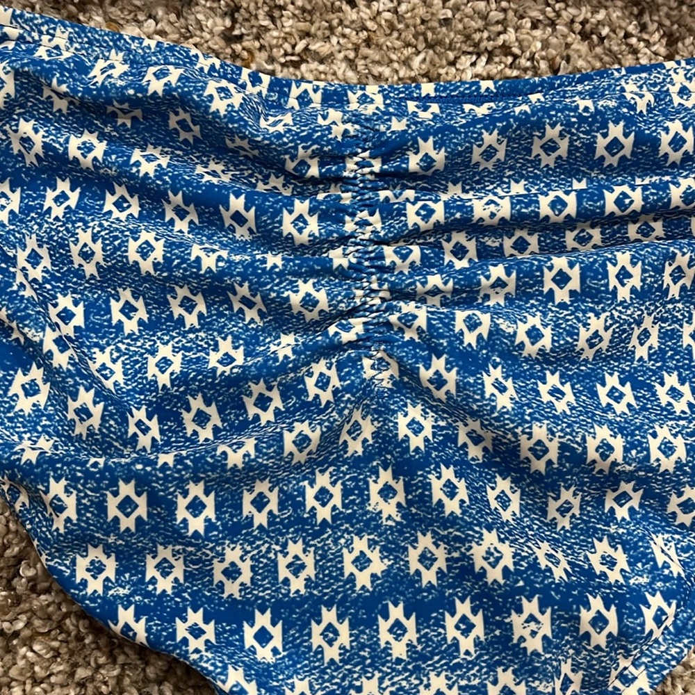 NWT Indigo Rein two piece swimsuit size medium - Picture 5 of 5